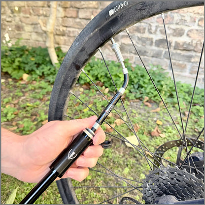 DACHS Gravel-Pumpe mit Manometer – Kompakte Fahrradpumpe mit Druckanzeige