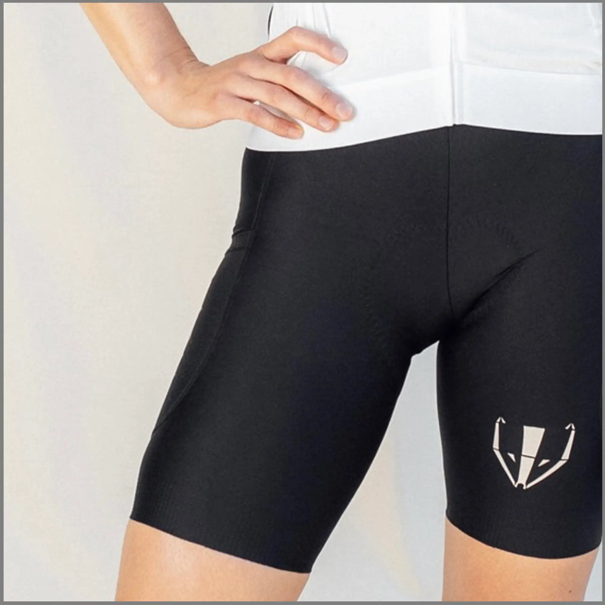 DACHS Advanced Bib-Shorts (Womens) - Summer Cycling Shorts